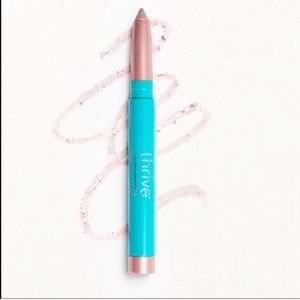 Thrive Causemetics Aurora Highlighter